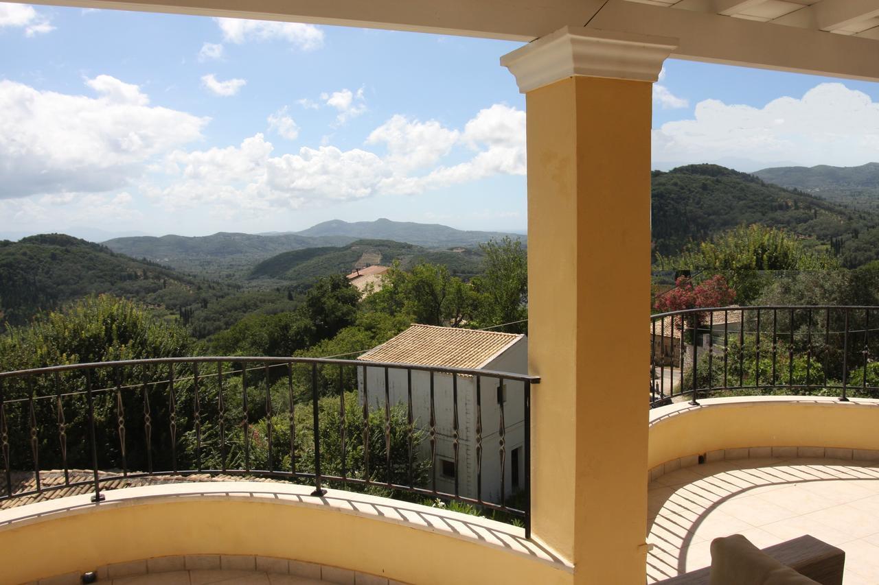 Villa Infinity